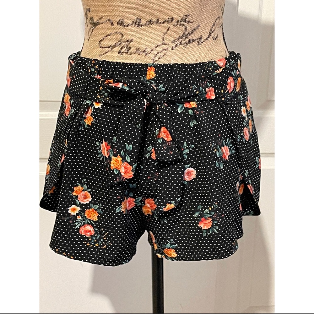 Floral print shorts